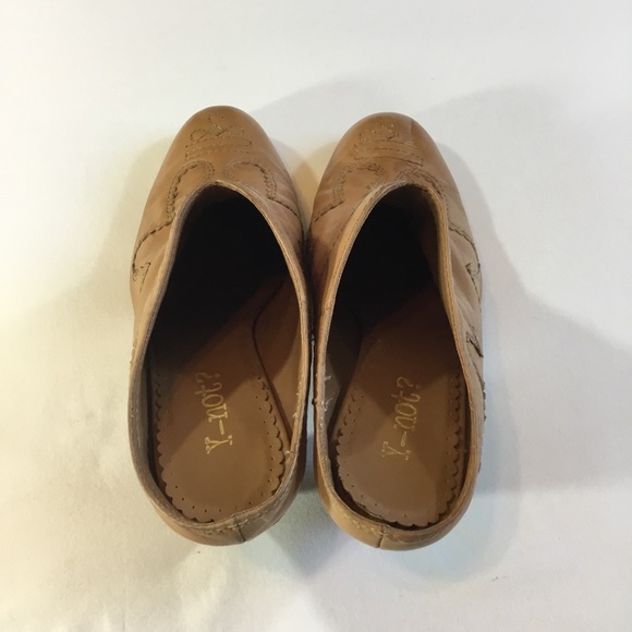 Y-Not?, Size 8 1/2, Tan Color Beautiful Almond Toe - Picture 4 of 7